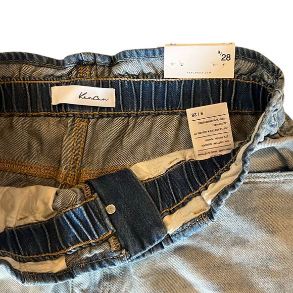 NWT KanCan Women’s Distressed High Rise Elastic Waist Mom Jeans Size 9/28 Light - Picture 3 of 6